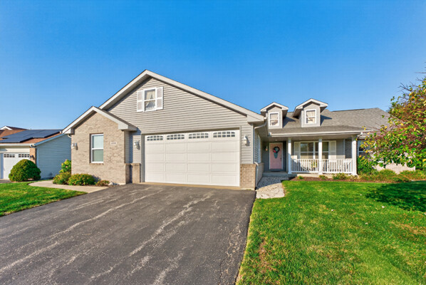 1535 Westmont Drive Property Photo 1