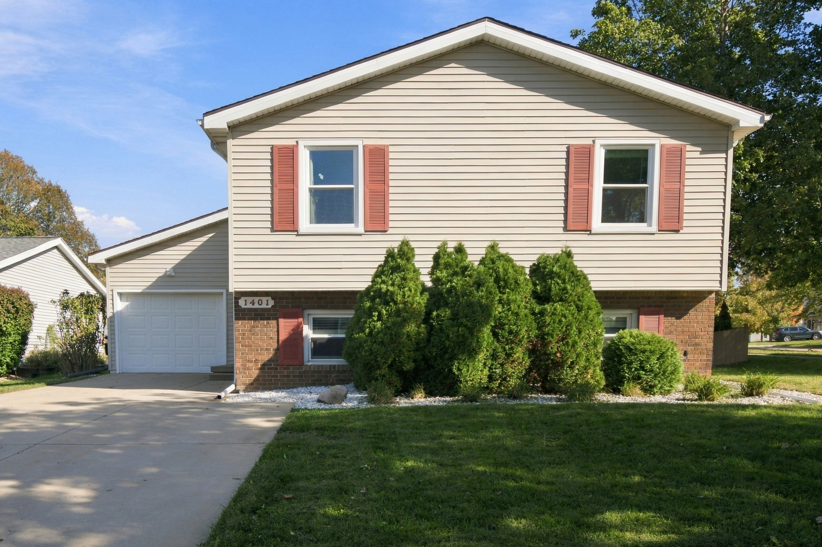 1401 Dallas Street Property Photo 1
