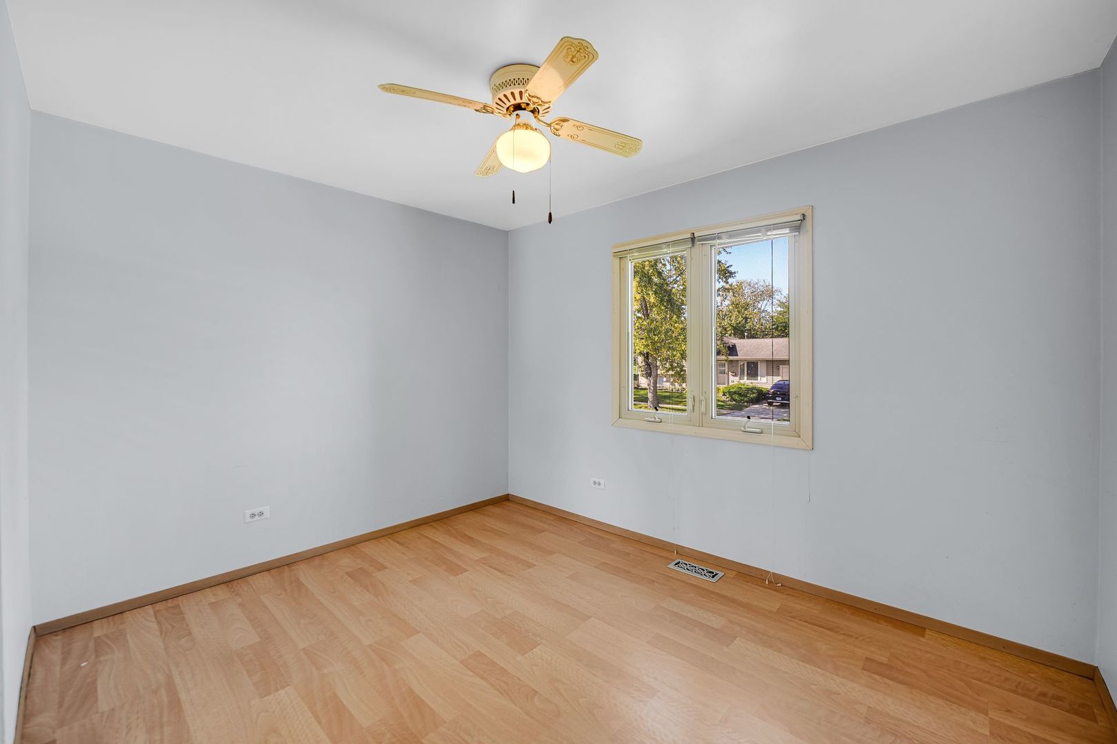 16819 Meadowdale Drive Property Photo 20