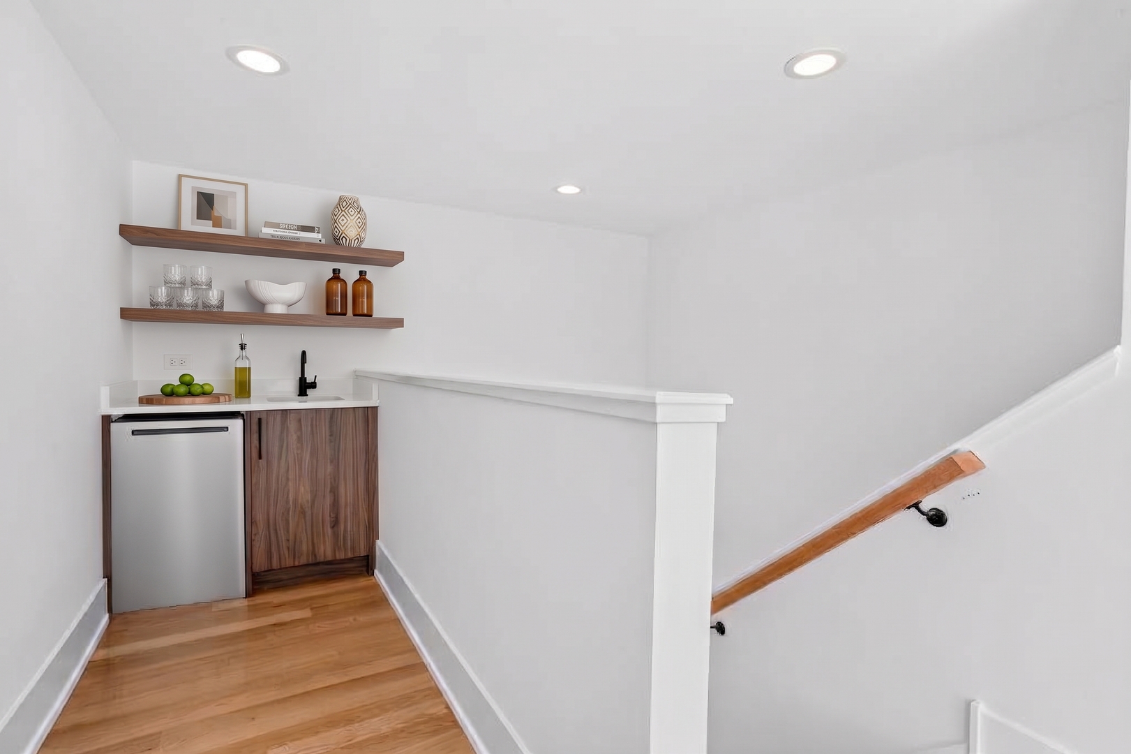 1012 E 41st Street Property Photo 19