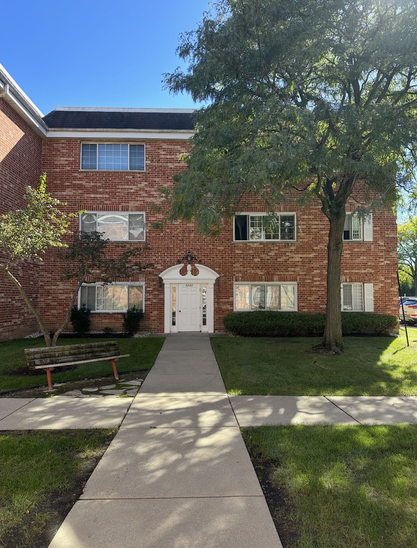 6882 W Touhy Avenue B Property Photo 1