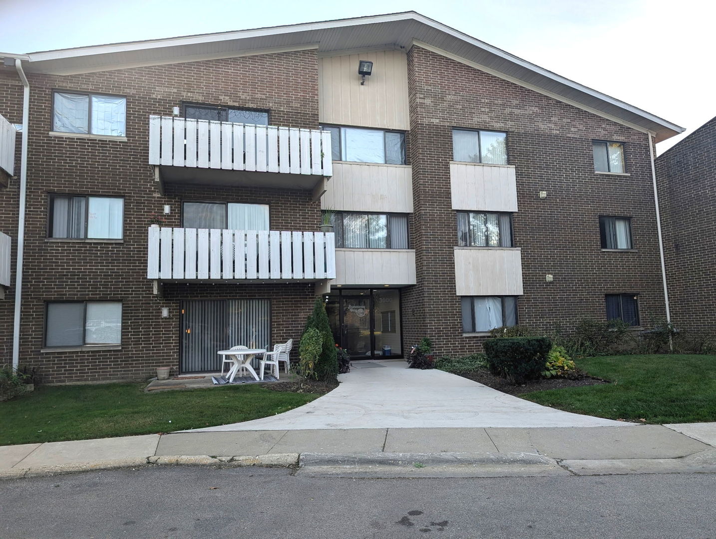 12793433 Property Photo 1