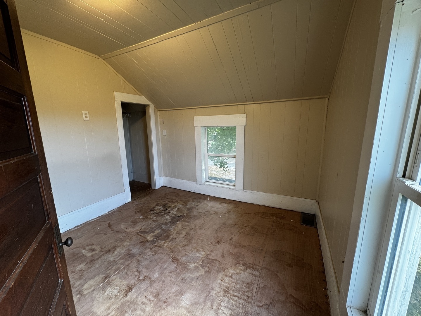 204 E Cherry Street Property Photo 19