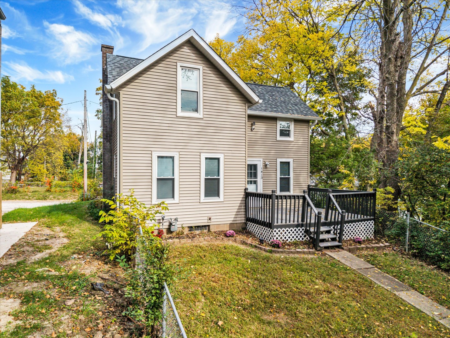 1413 12th Avenue Property Photo 1