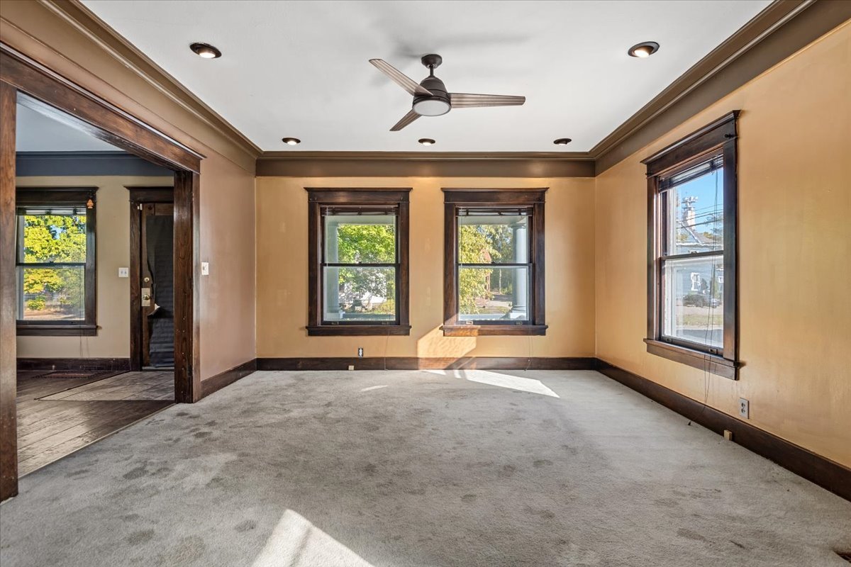 308 E Canedy Street Property Photo 6