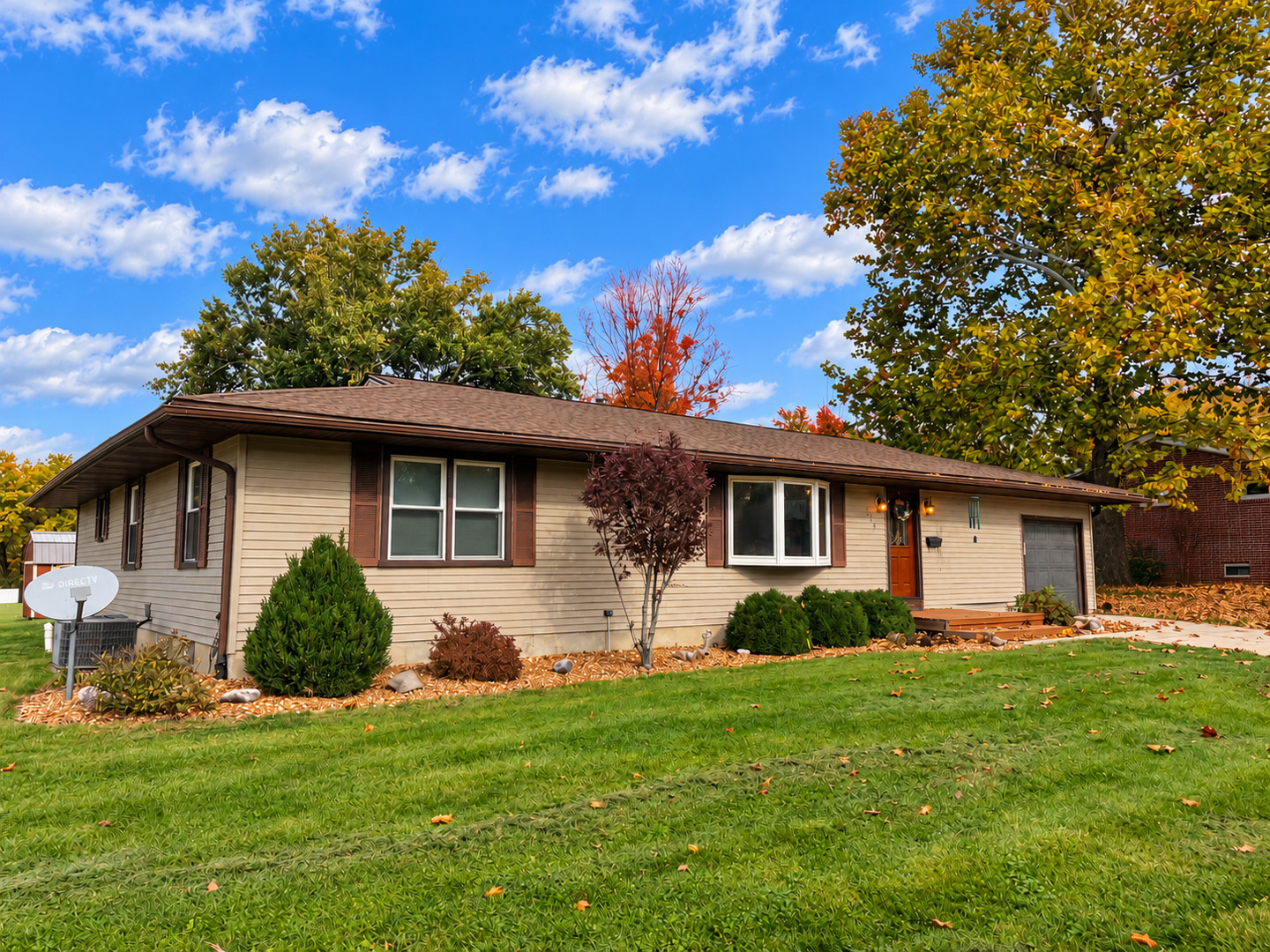 1049 Glen Avenue Property Photo 1