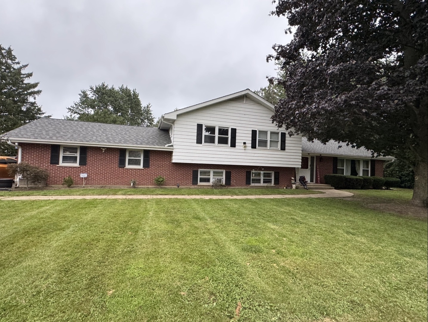 39075 N Winchester Road Property Photo 2