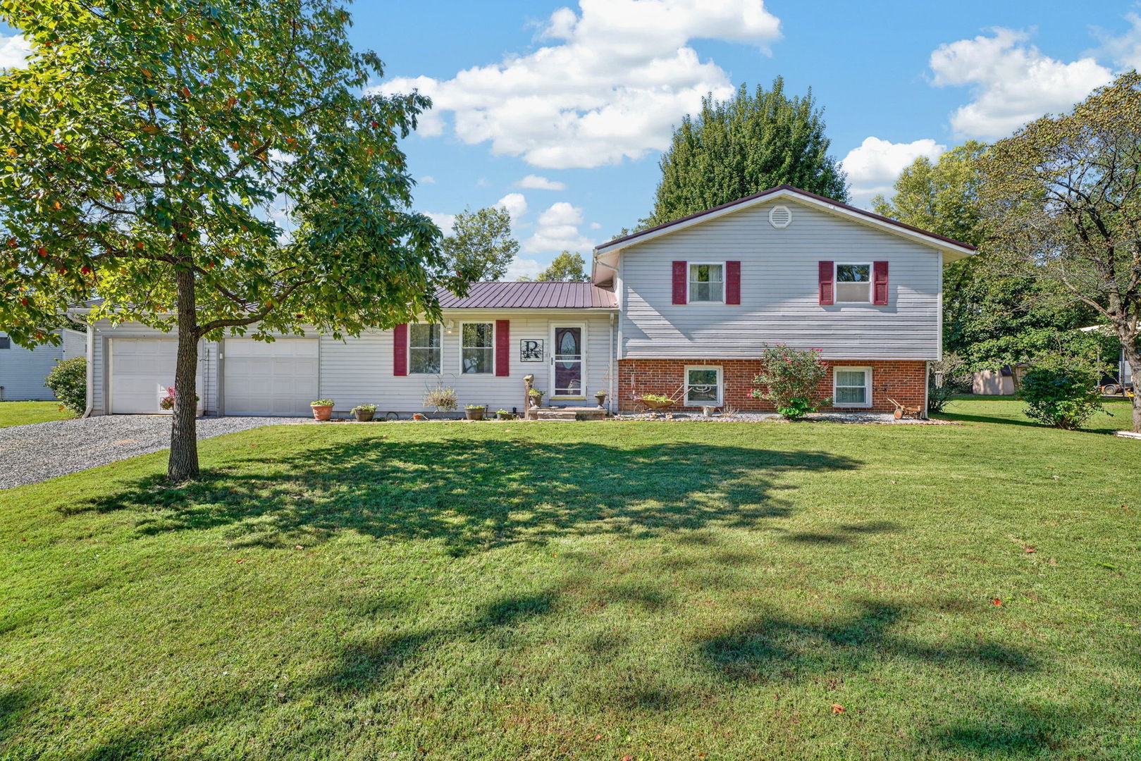 11325 E 1020 Lane Property Photo 1