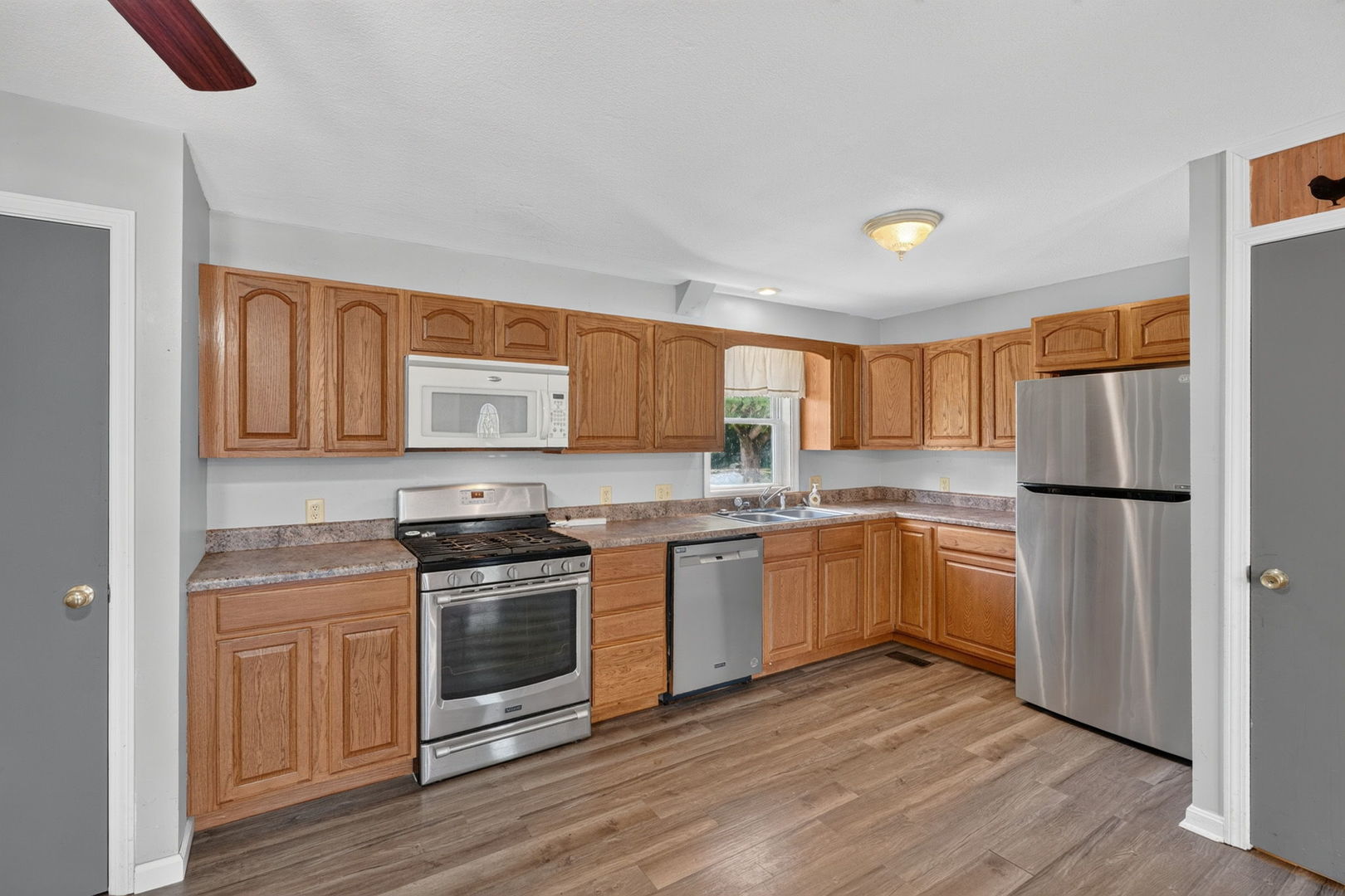 11325 E 1020 Lane Property Photo 10