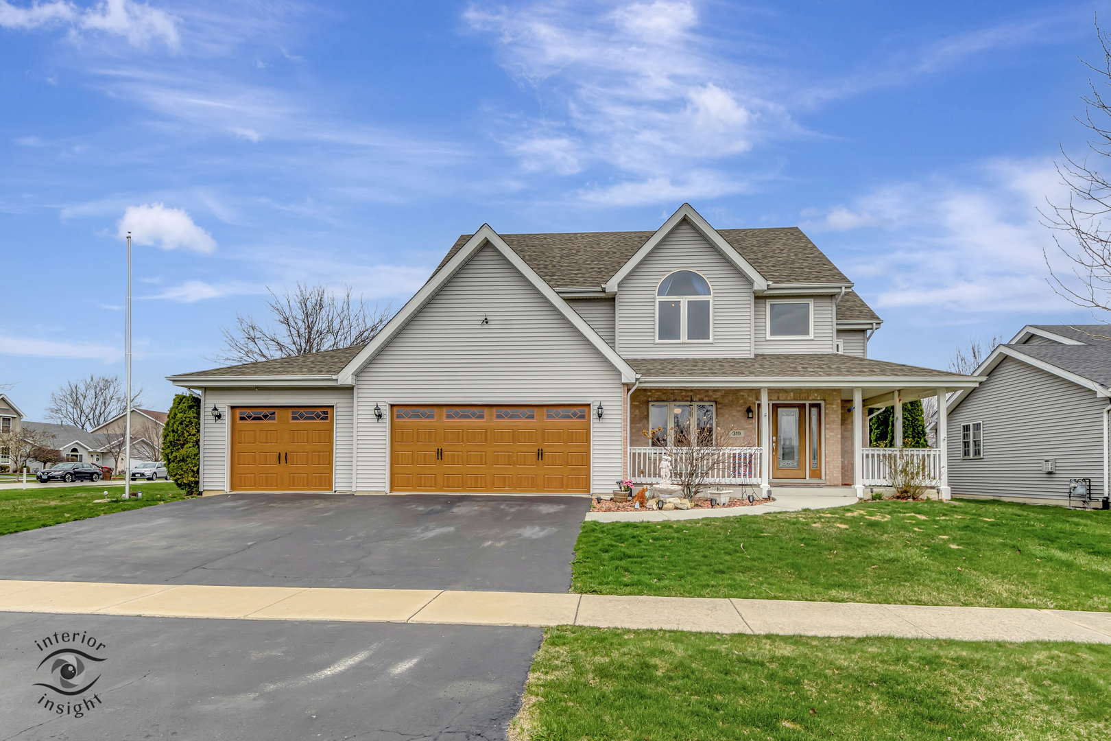 319 Mallards Cove