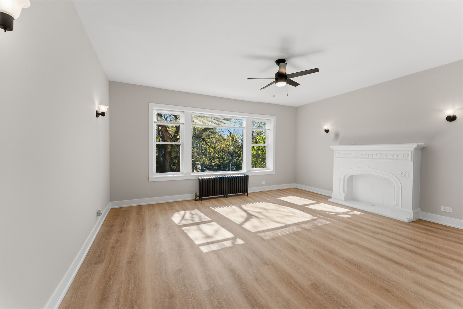 1722 W Juneway Terrace 2a Property Photo 2