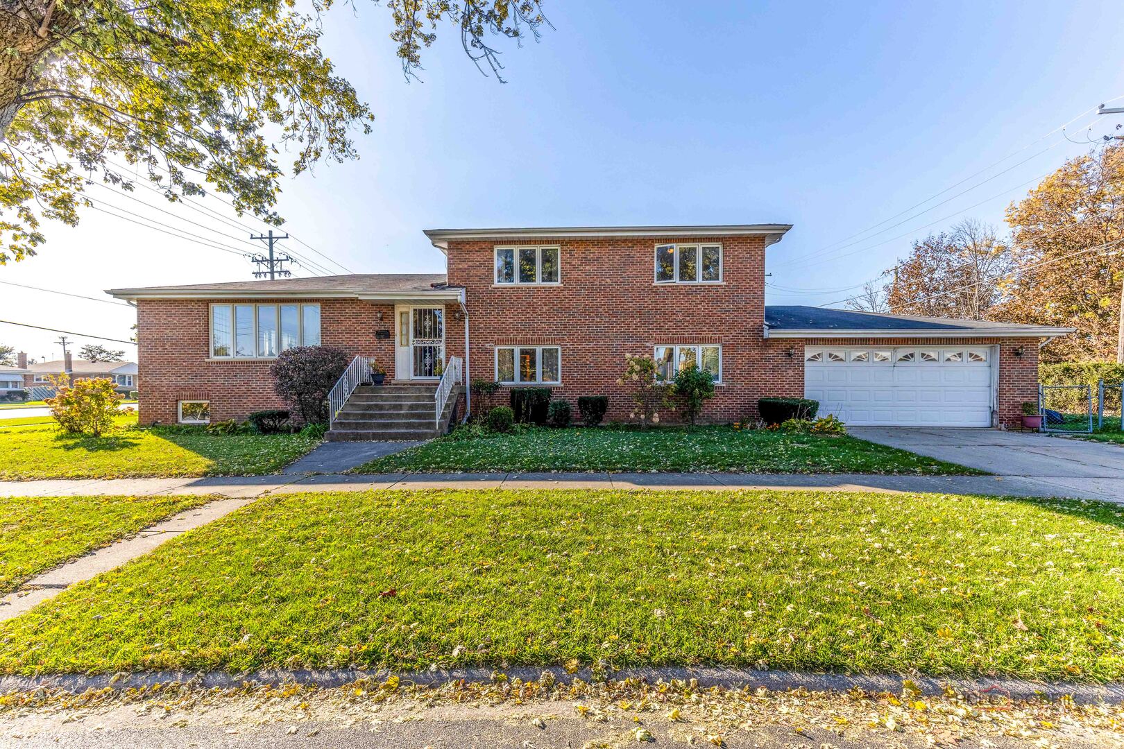 8000 N Oketo Avenue Property Photo 1