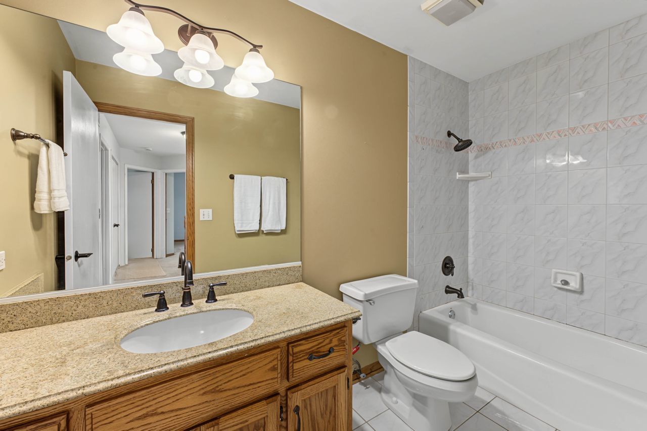 5937 Boundary Road Property Photo 27