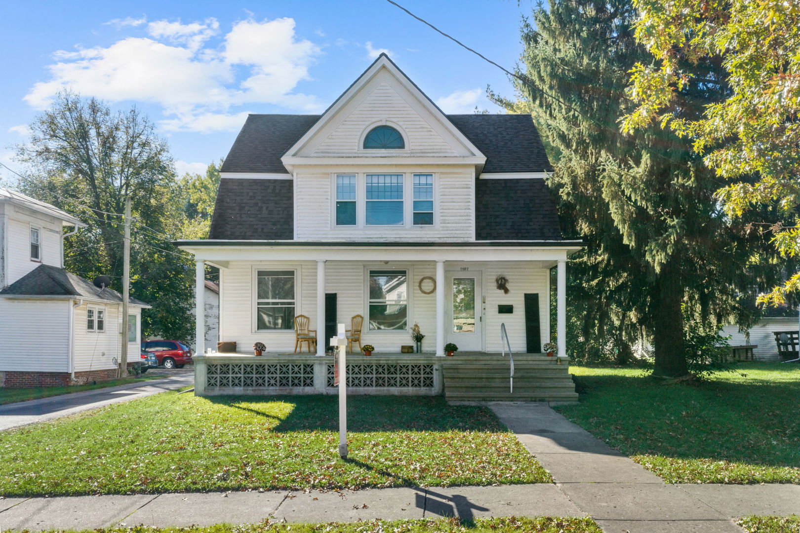 1107 6th Street Property Photo 1
