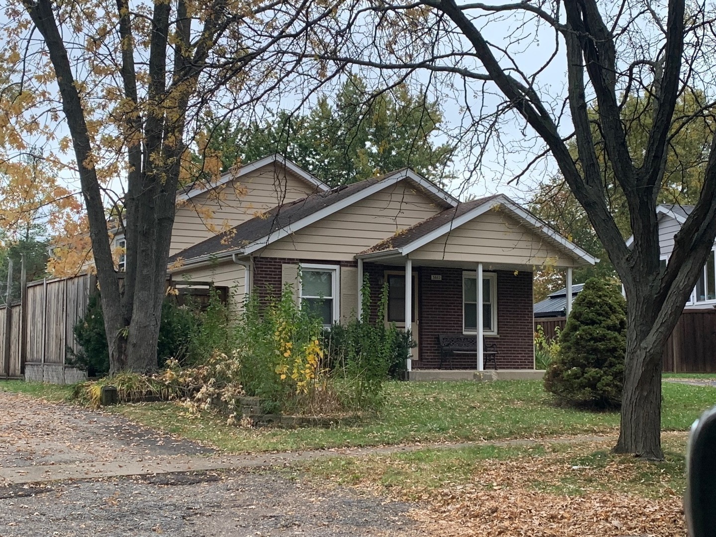 3882 Cambridge Drive Property Photo 1