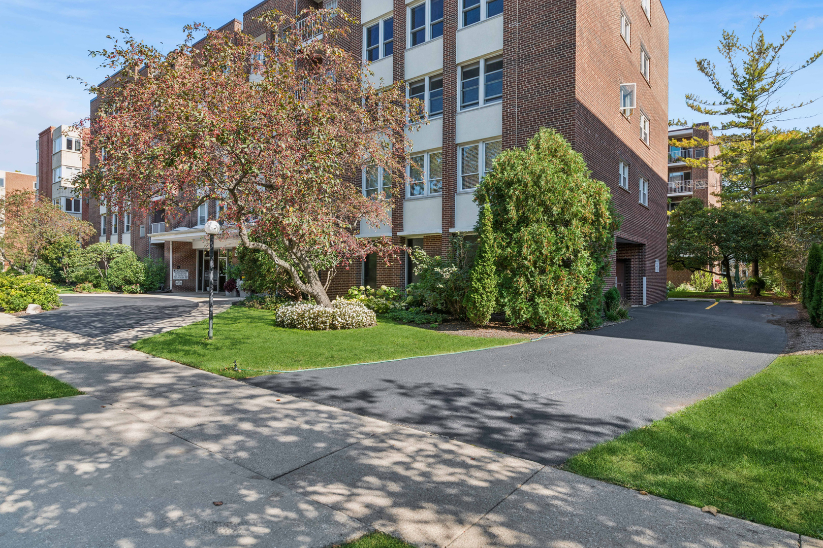 2025 Sherman Avenue 201 Property Photo 1