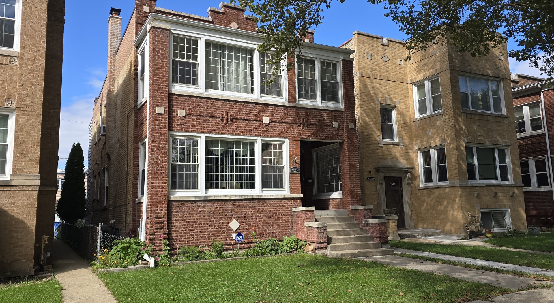 4828 N Karlov Avenue Property Photo 1