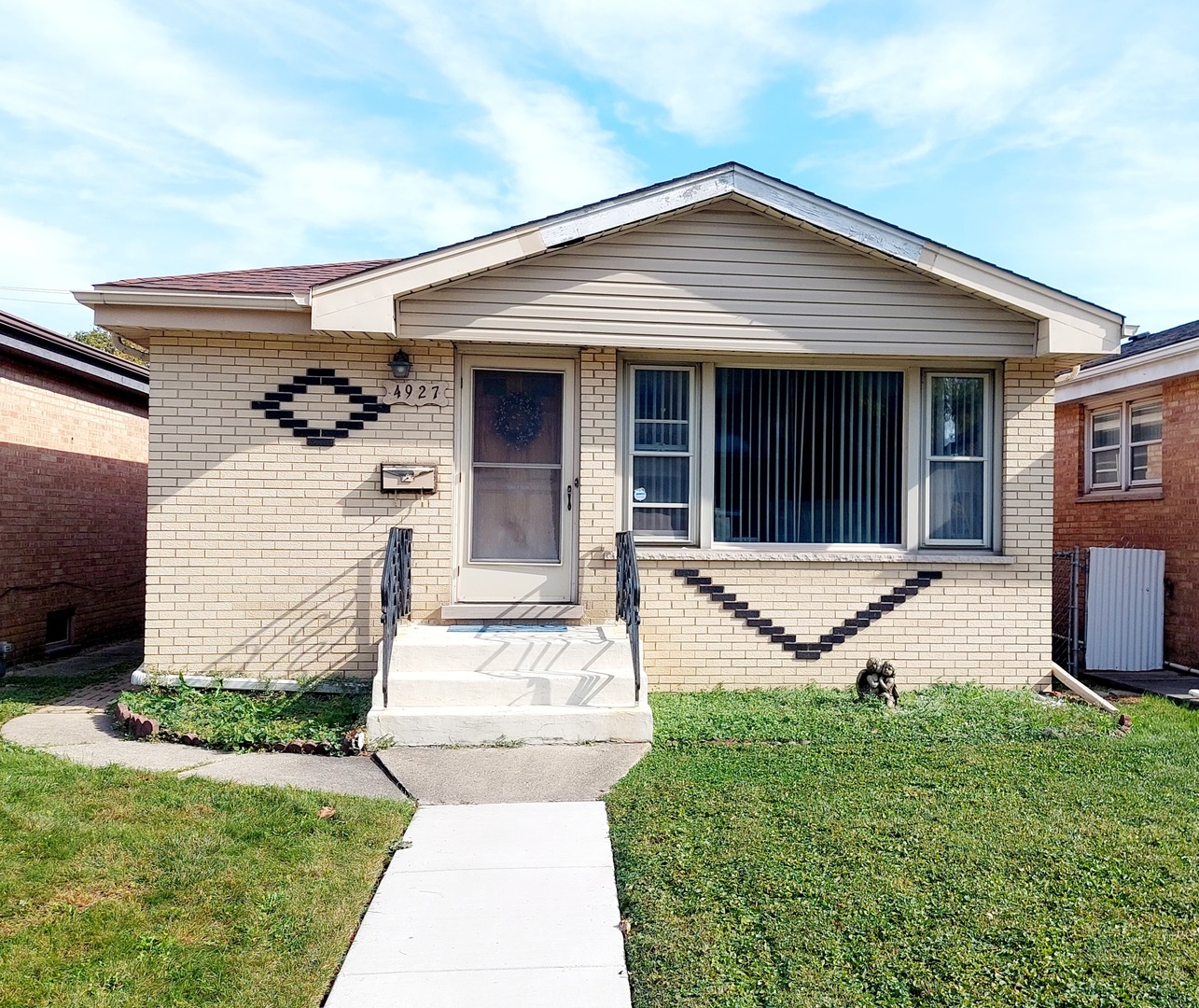 4927 Harold Avenue Property Photo 1
