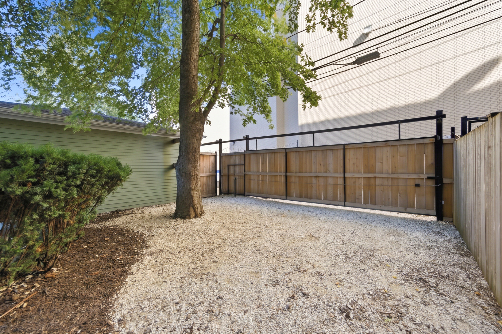 1909 N Humboldt Boulevard Property Photo 38