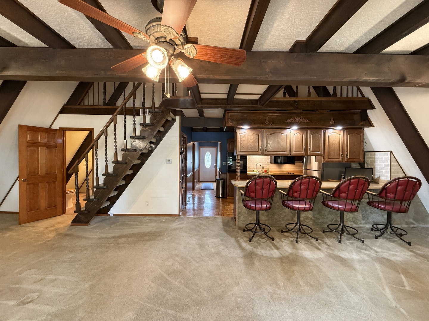 404 9th Avenue Property Photo 13