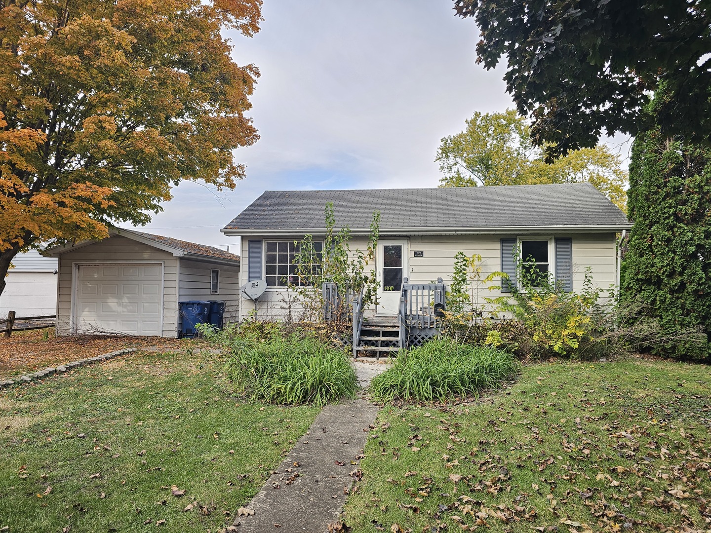 222 Renfrew Avenue Property Photo 1