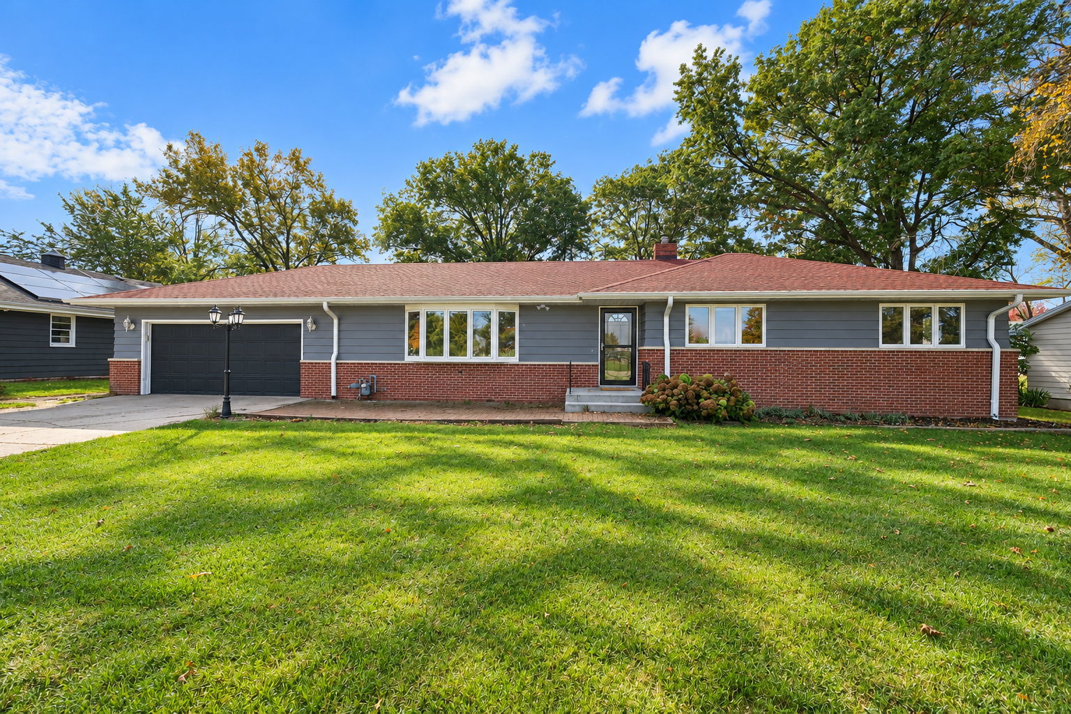 204 E Fairview Drive Property Photo 1