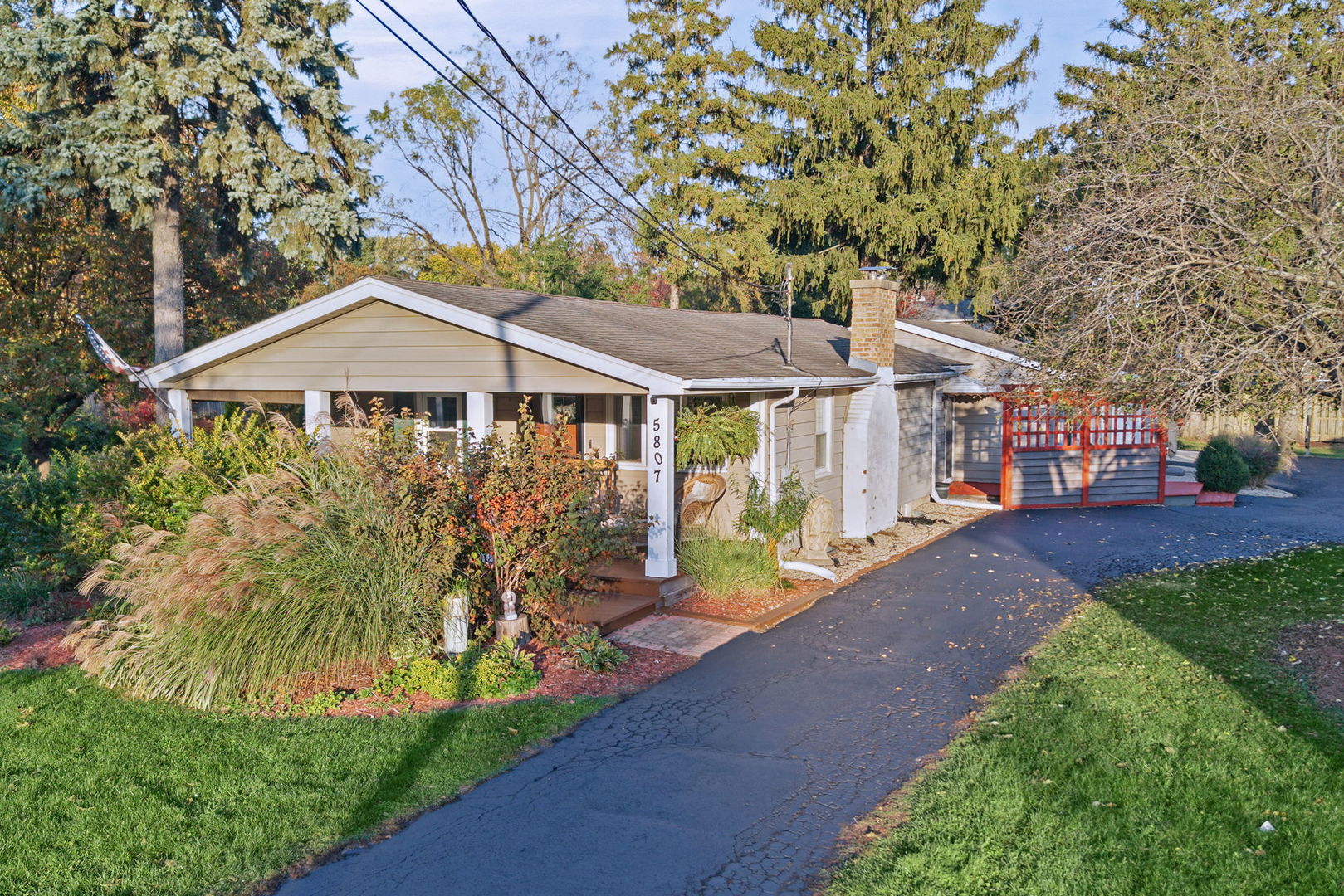 5807 Fairmount Avenue Property Photo 1