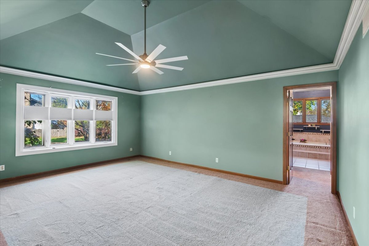 490 Bristol Way Property Photo 11