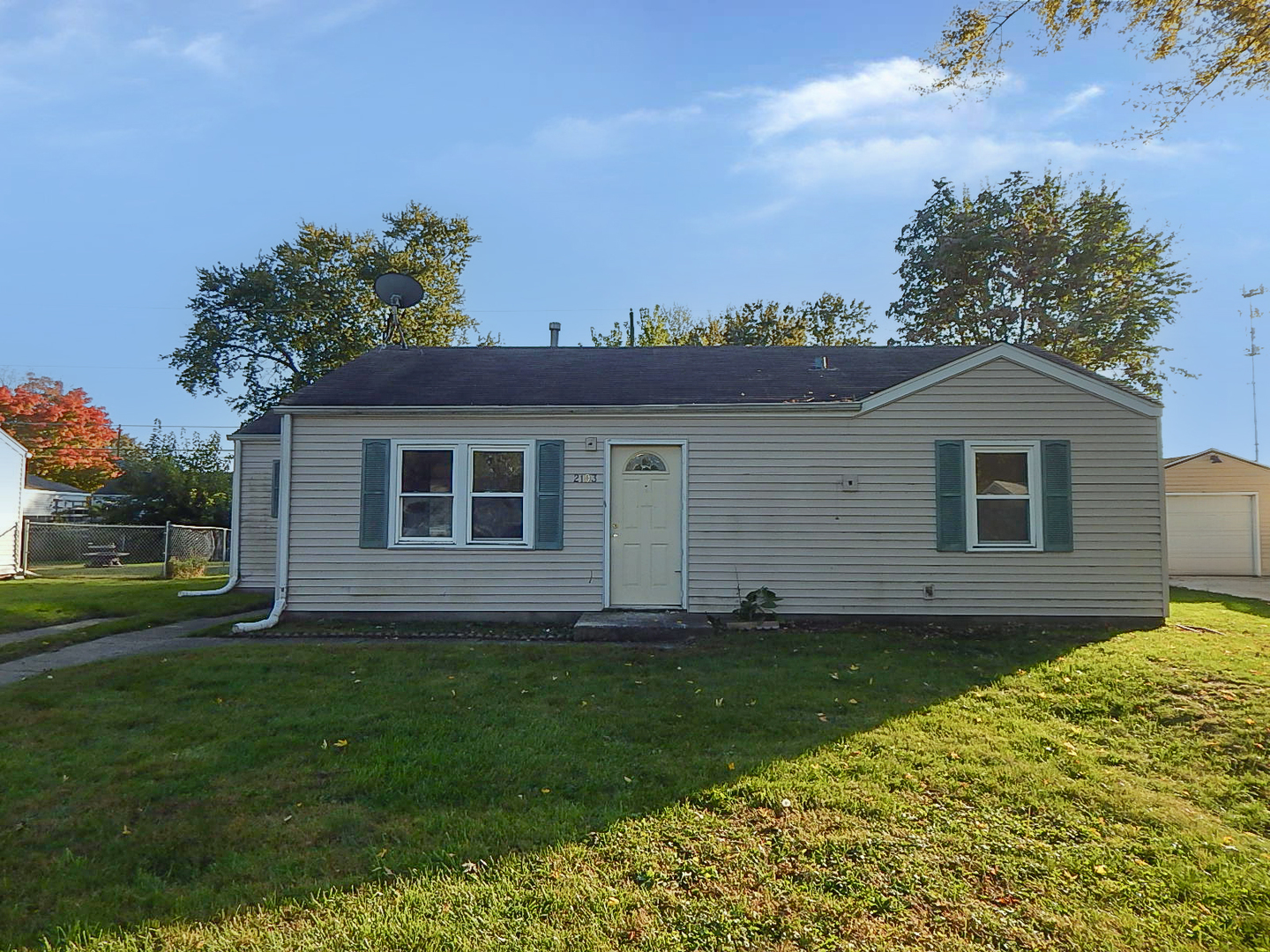 2103 W 69th Street Property Photo 1