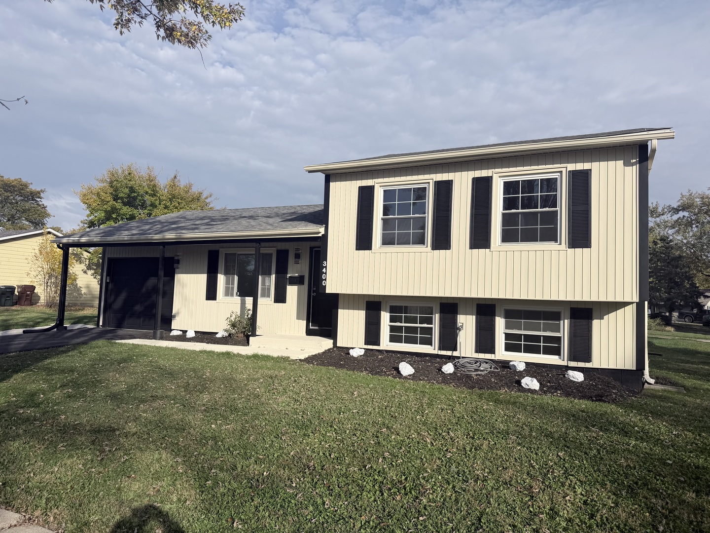 12796888 Property Photo 1