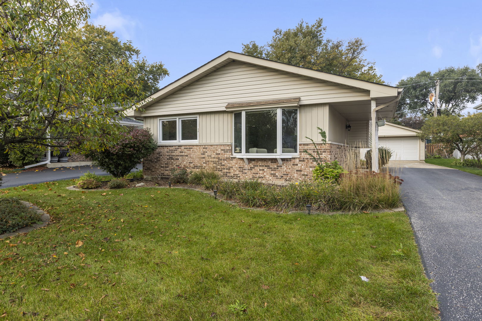 5860 Virginia Avenue Property Photo 1