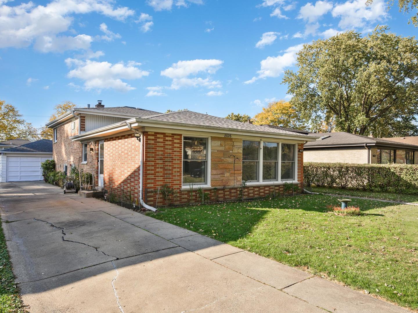 8026 N Central Avenue Property Photo 1