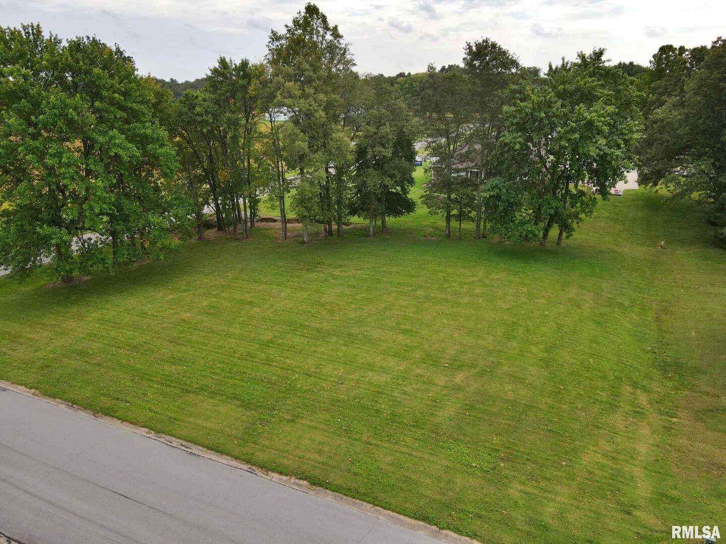 00 Hawthorne Lane Property Photo 1