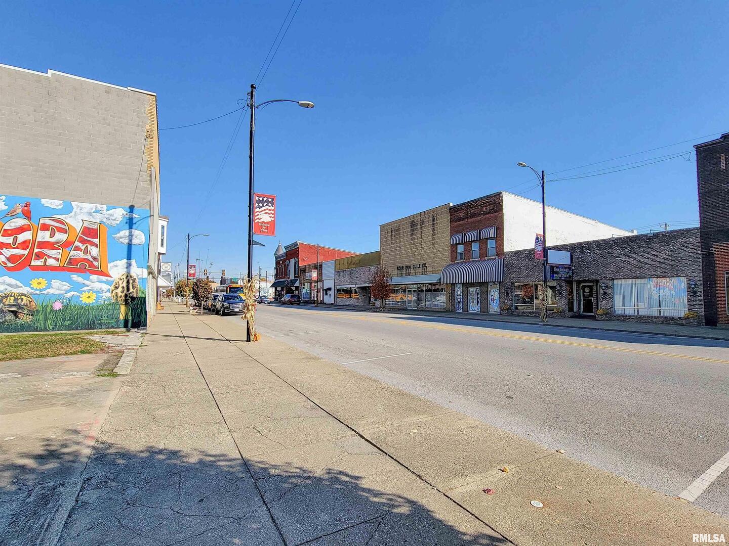 128 W North Avenue Property Photo 16