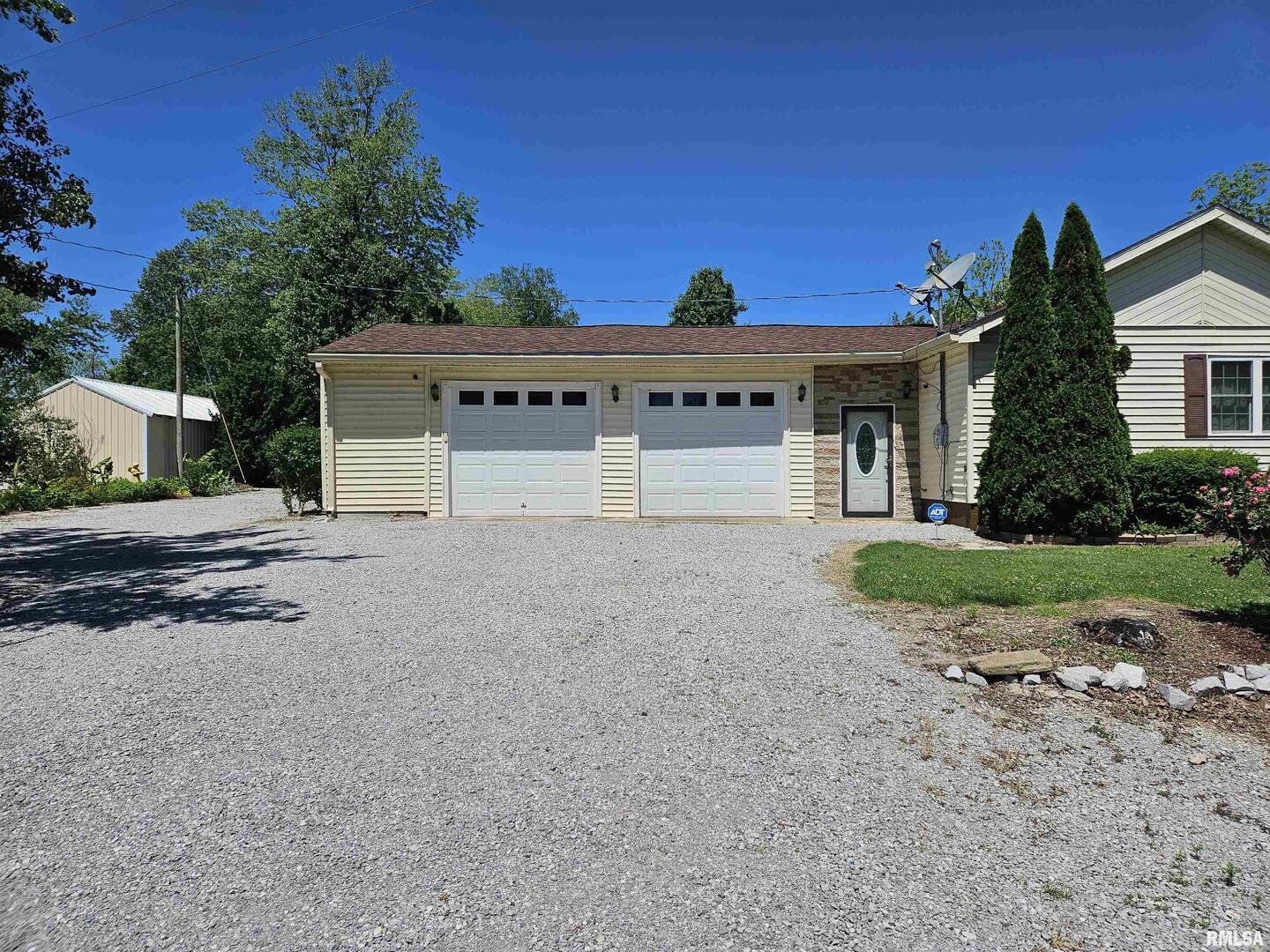 550 S Vienna Road Property Photo 4