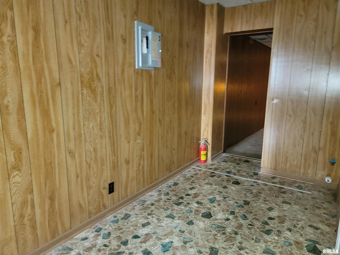 111 W North Avenue 109 Property Photo 22