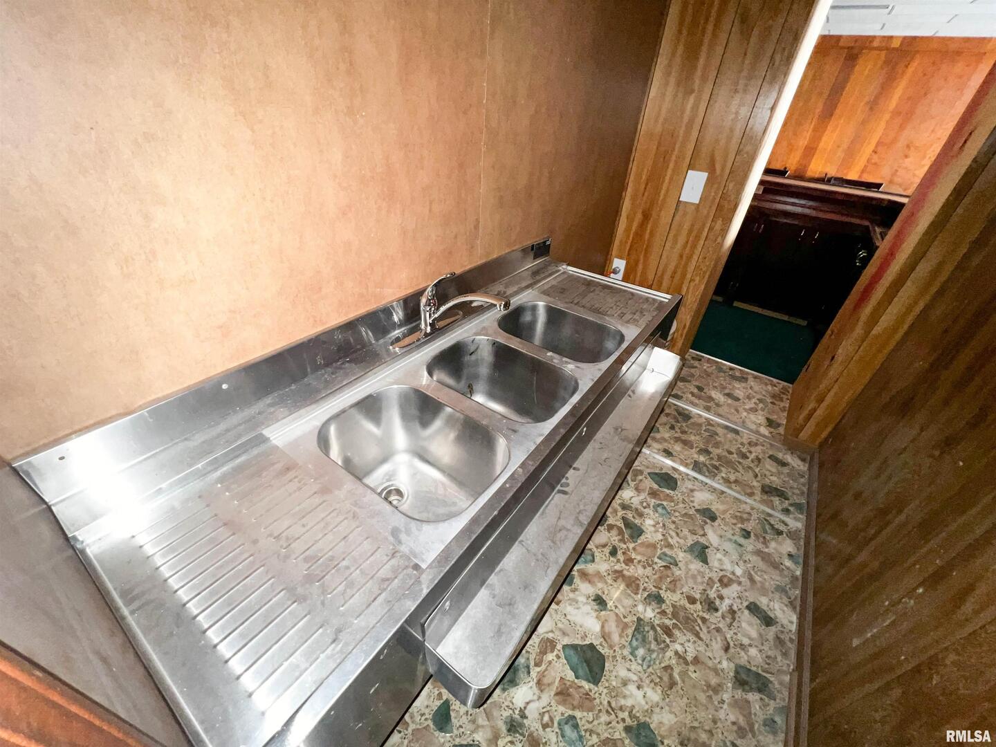 111 W North Avenue 109 Property Photo 50