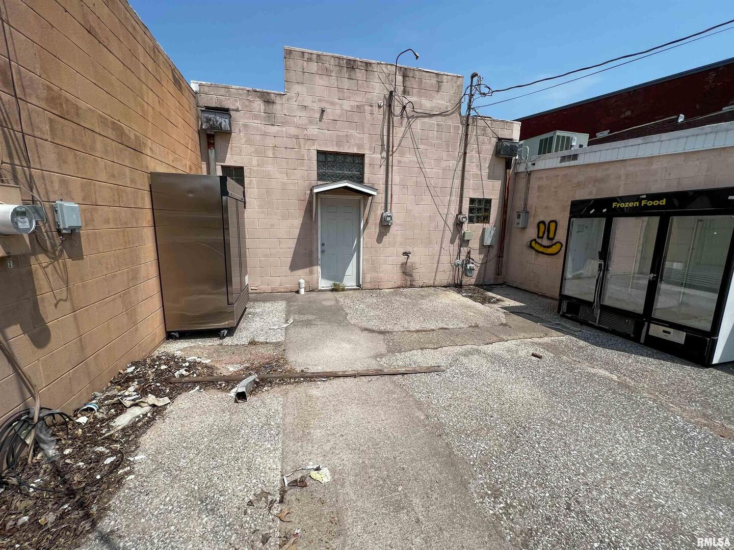 111 W North Avenue 109 Property Photo 56