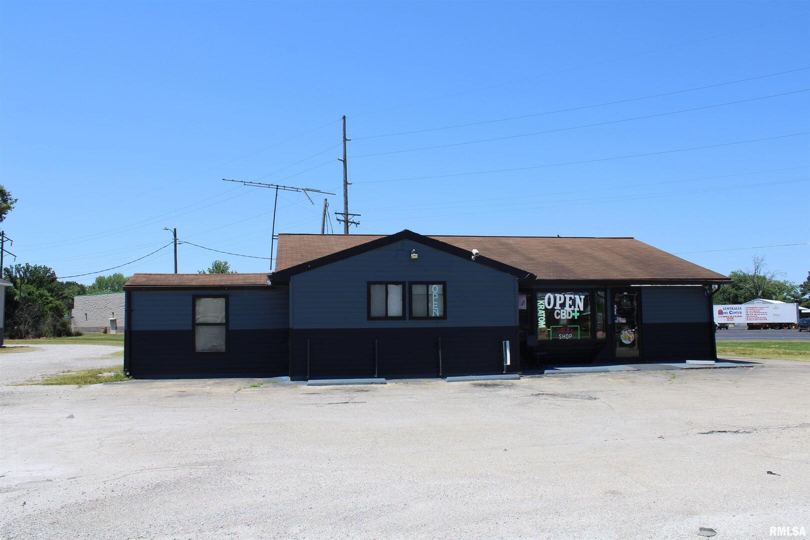 1235 W Broadway Street Property Photo 1