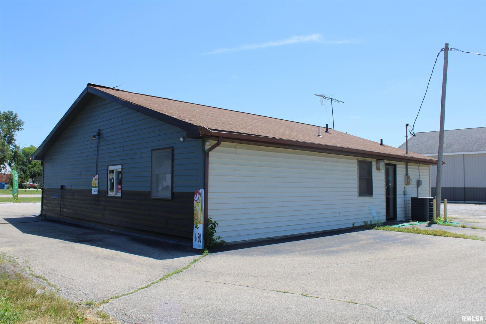 1235 W Broadway Street Property Photo 2
