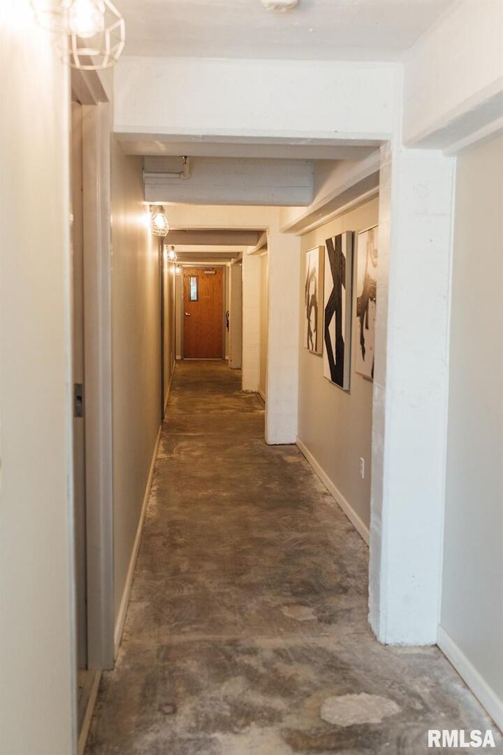 1051 S Wall Street Property Photo 19