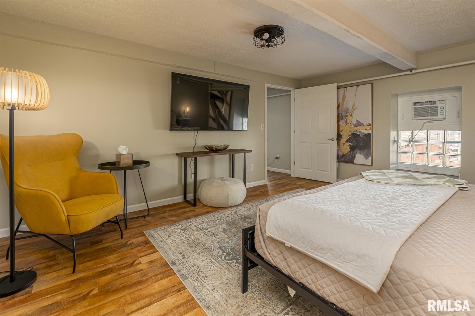 1051 S Wall Street Property Photo 27
