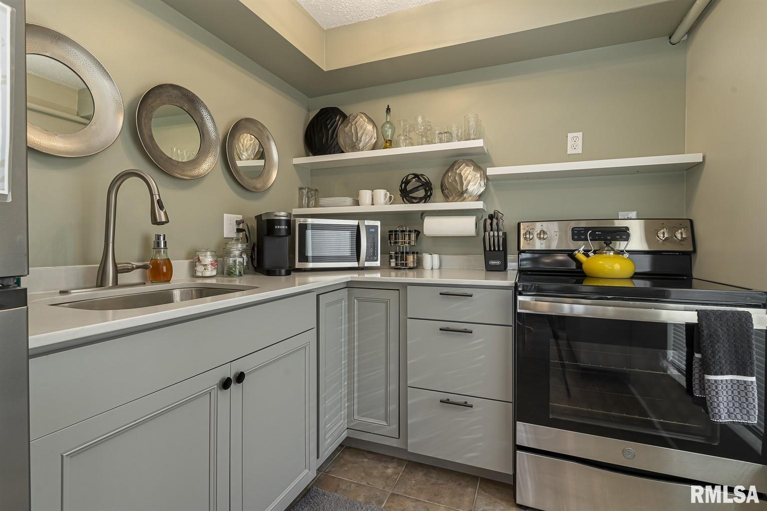 1051 S Wall Street Property Photo 37