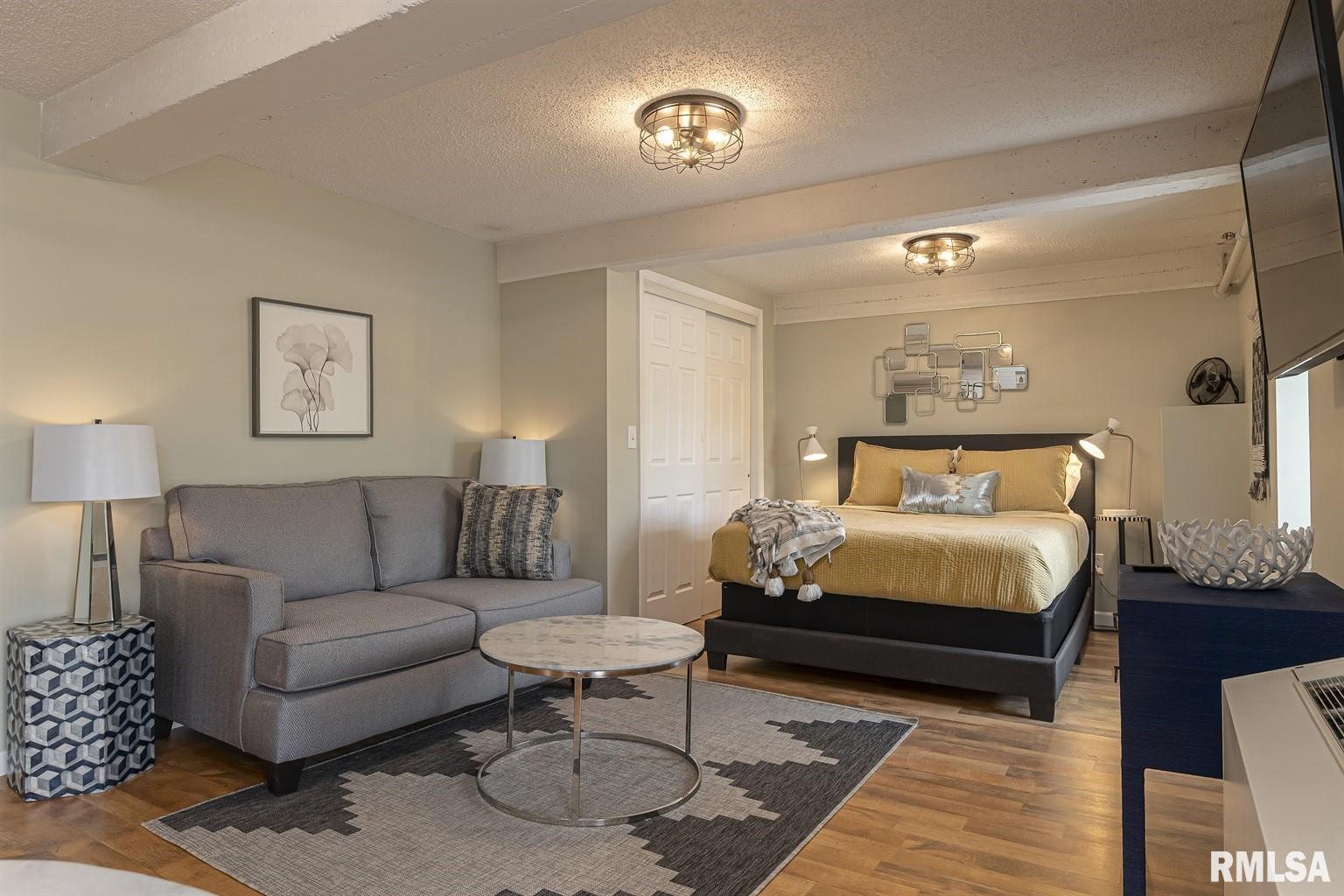 1051 S Wall Street Property Photo 41