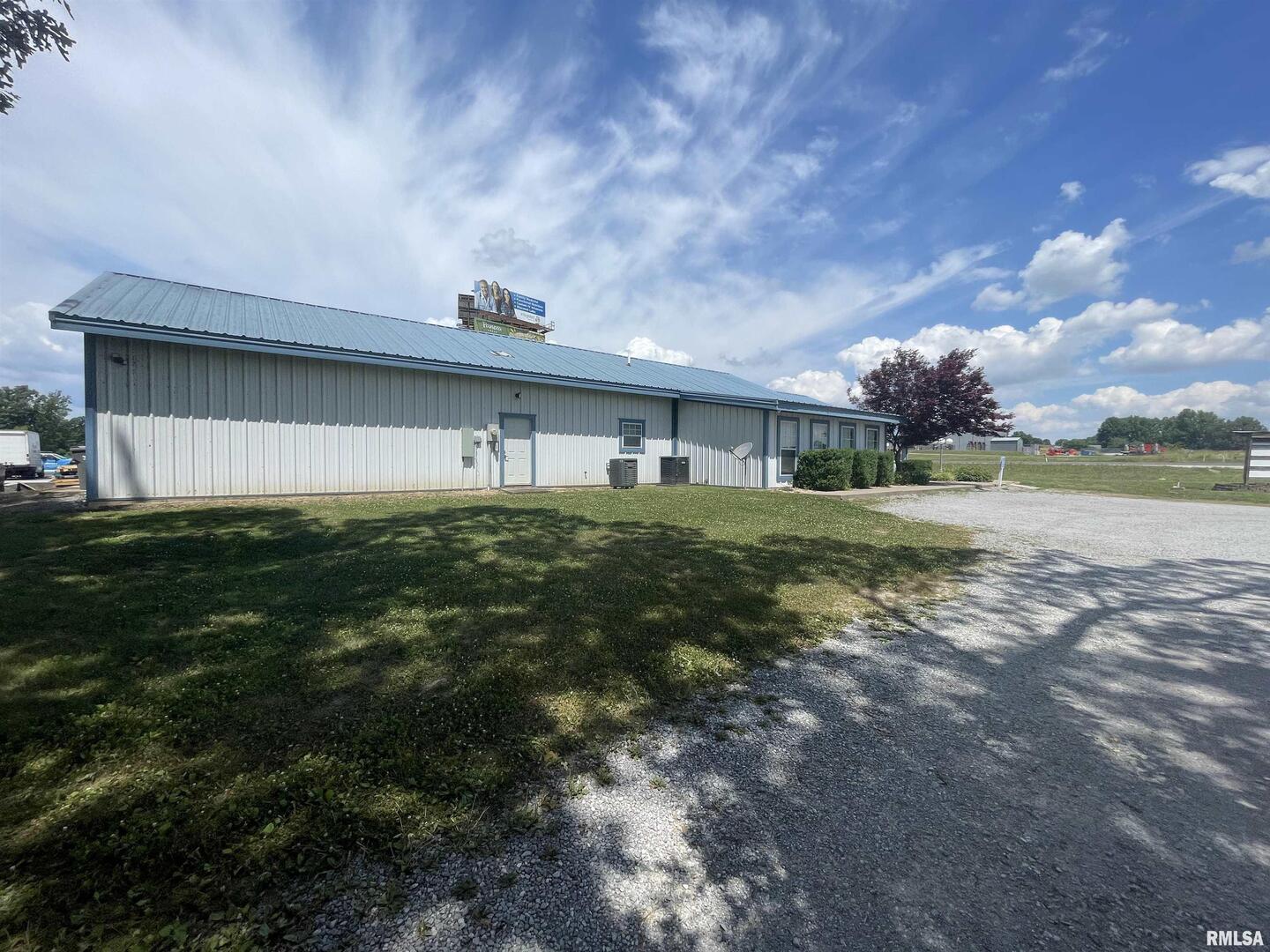 1808 Clark Street Property Photo 4