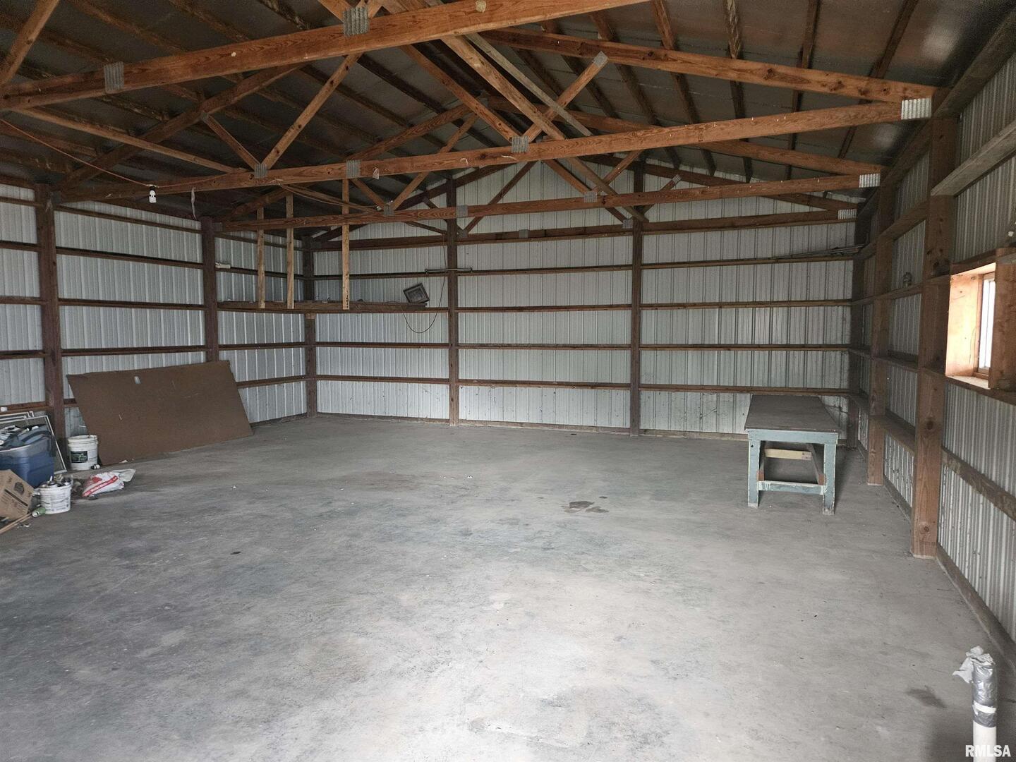 8913 Winemiller Road Property Photo 11