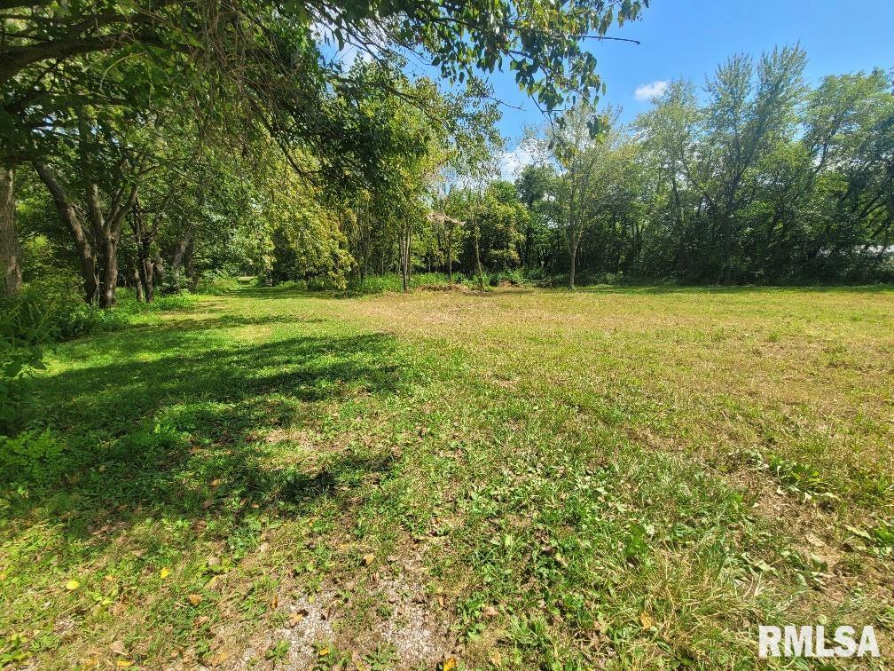 000 N Hirons Street Property Photo 4
