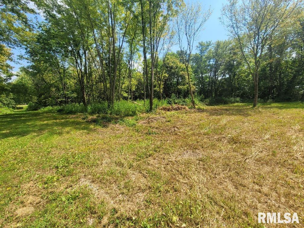 000 N Hirons Street Property Photo 6