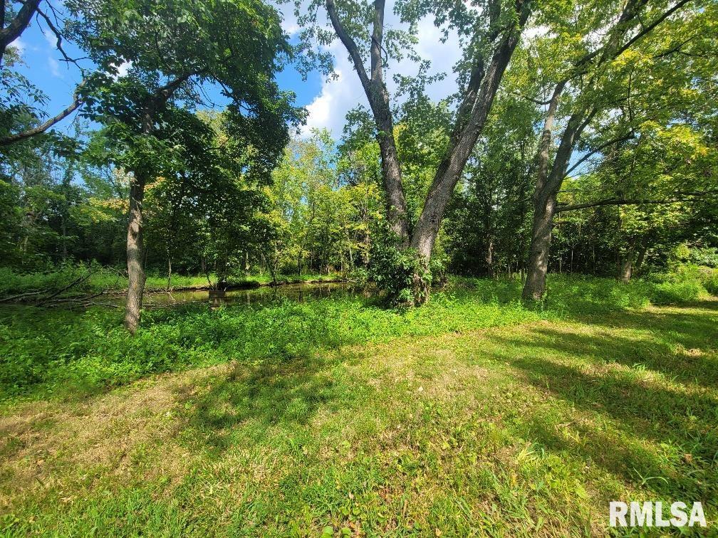 000 N Hirons Street Property Photo 8