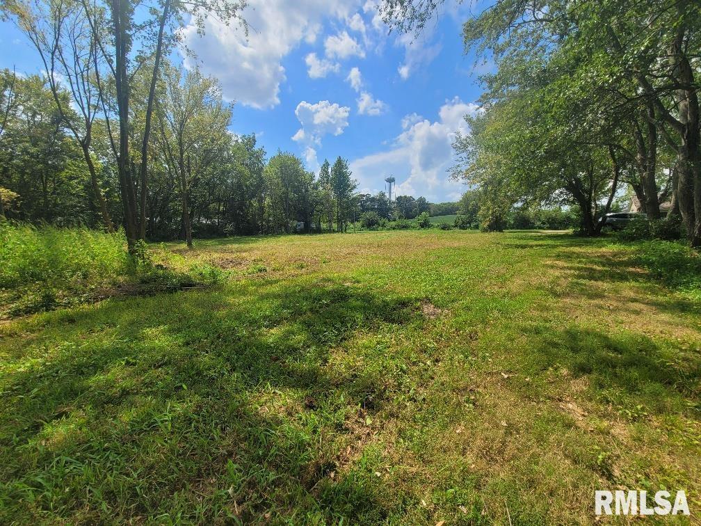 000 N Hirons Street Property Photo 11